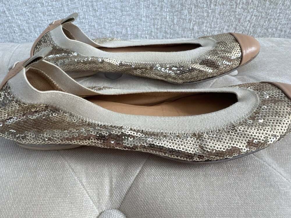 Authentic CHANEL Gold Sequin Cap-Toe Ballet Flats – Size 39 (US 8/8.5) - Picture 7 of 9